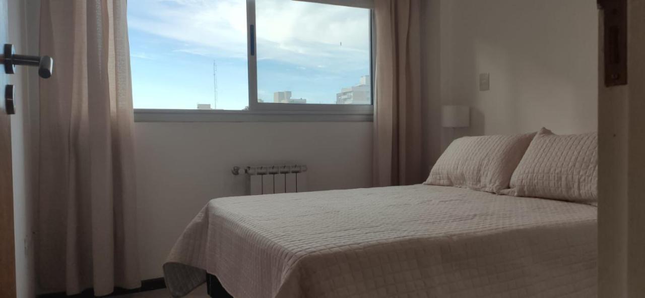 Temporario La Plata, Frente A Plaza Malvinas! Unico! Con Cochera Opcional! Apartman Kültér fotó