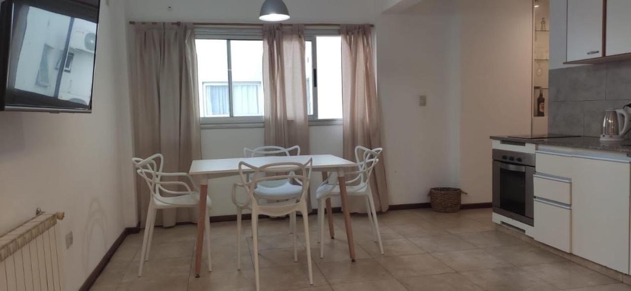 Temporario La Plata, Frente A Plaza Malvinas! Unico! Con Cochera Opcional! Apartman Kültér fotó